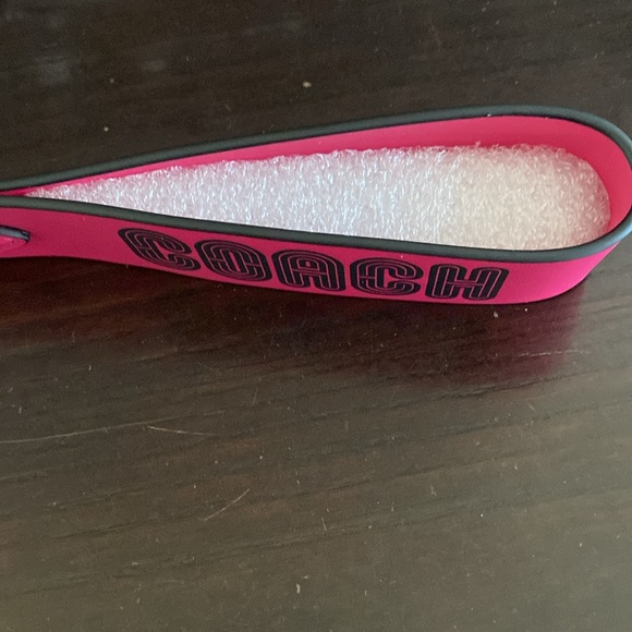 Authentic Coach Fob Brand New With Tags - Picture 4 of 4